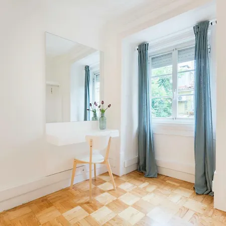 Your Place In Appartement Lissabon